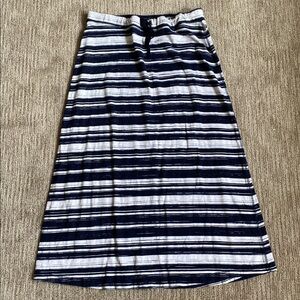 100% Cotton Eddie Bauer Striped Navy and White Women's Maxi Skirt